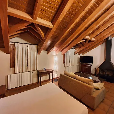 Tierras De Moya Hotel