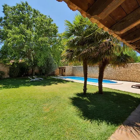 Hotel Tierras De Moya